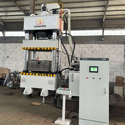 Trijų pluoštų ir keturių stulpelių hidraulinio preso taikymo sritis